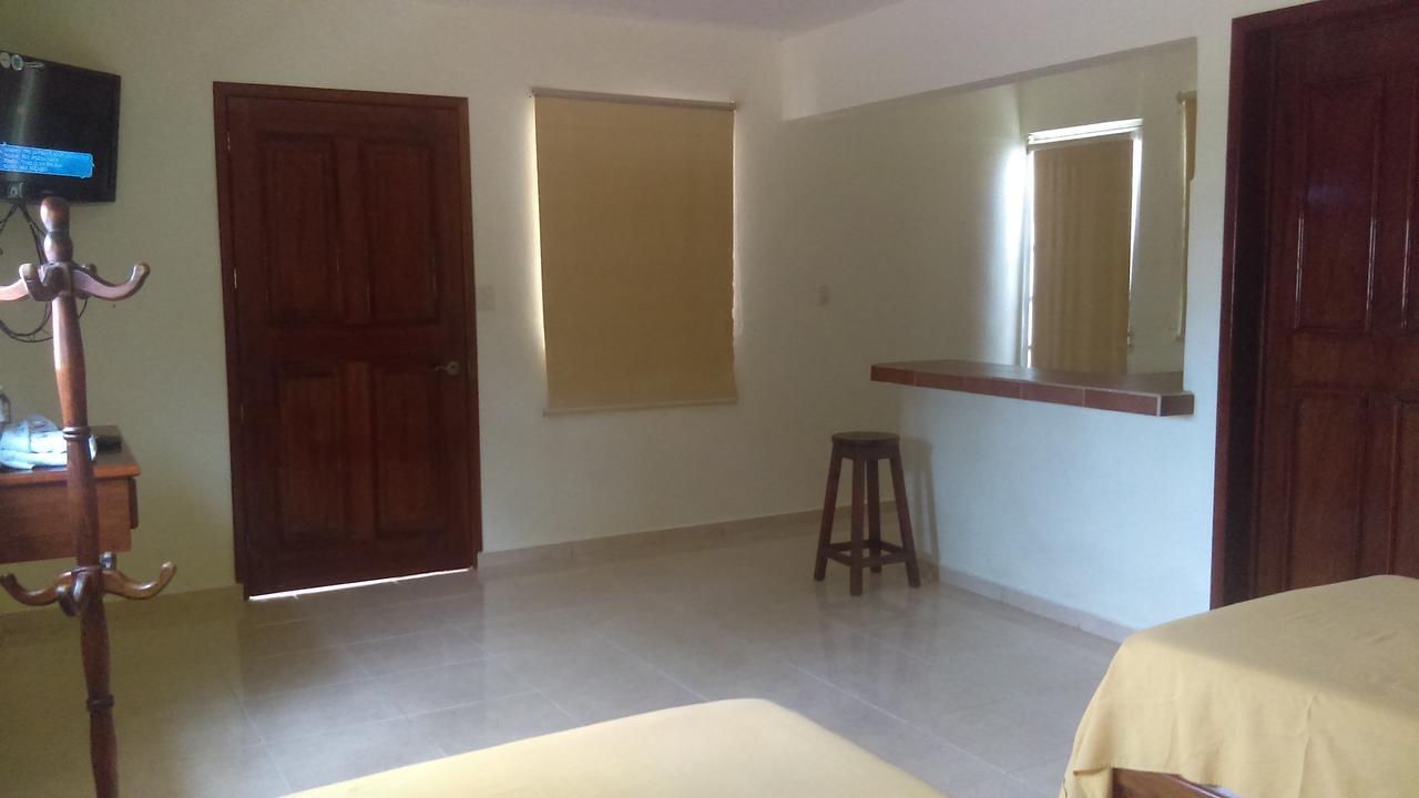 Posada Amistad Merida Bagian luar foto