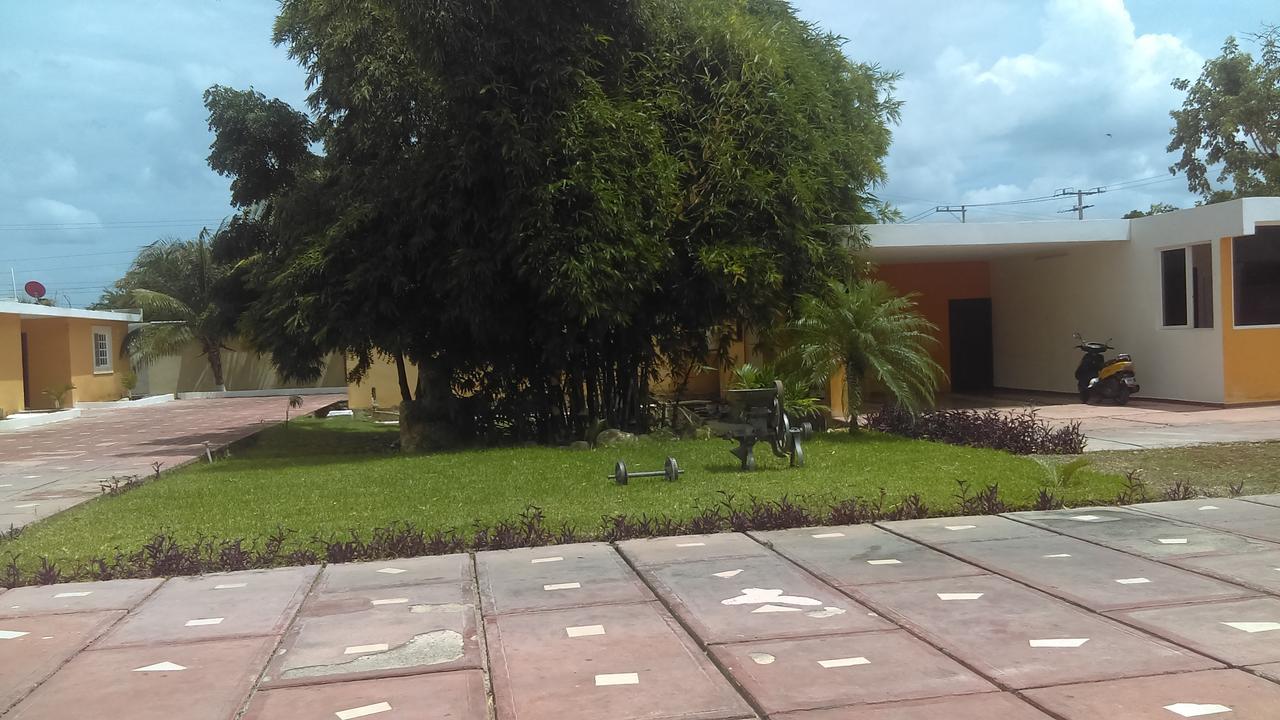 Posada Amistad Merida Bagian luar foto