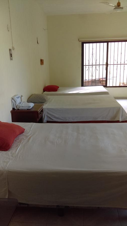 Posada Amistad Merida Bagian luar foto